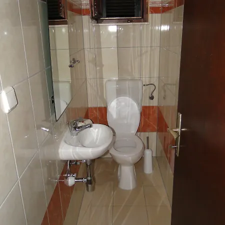 Bolanca Daire *