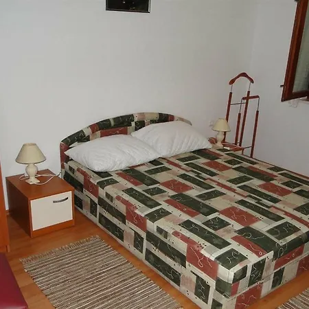 Apartment Bolanca Primosten